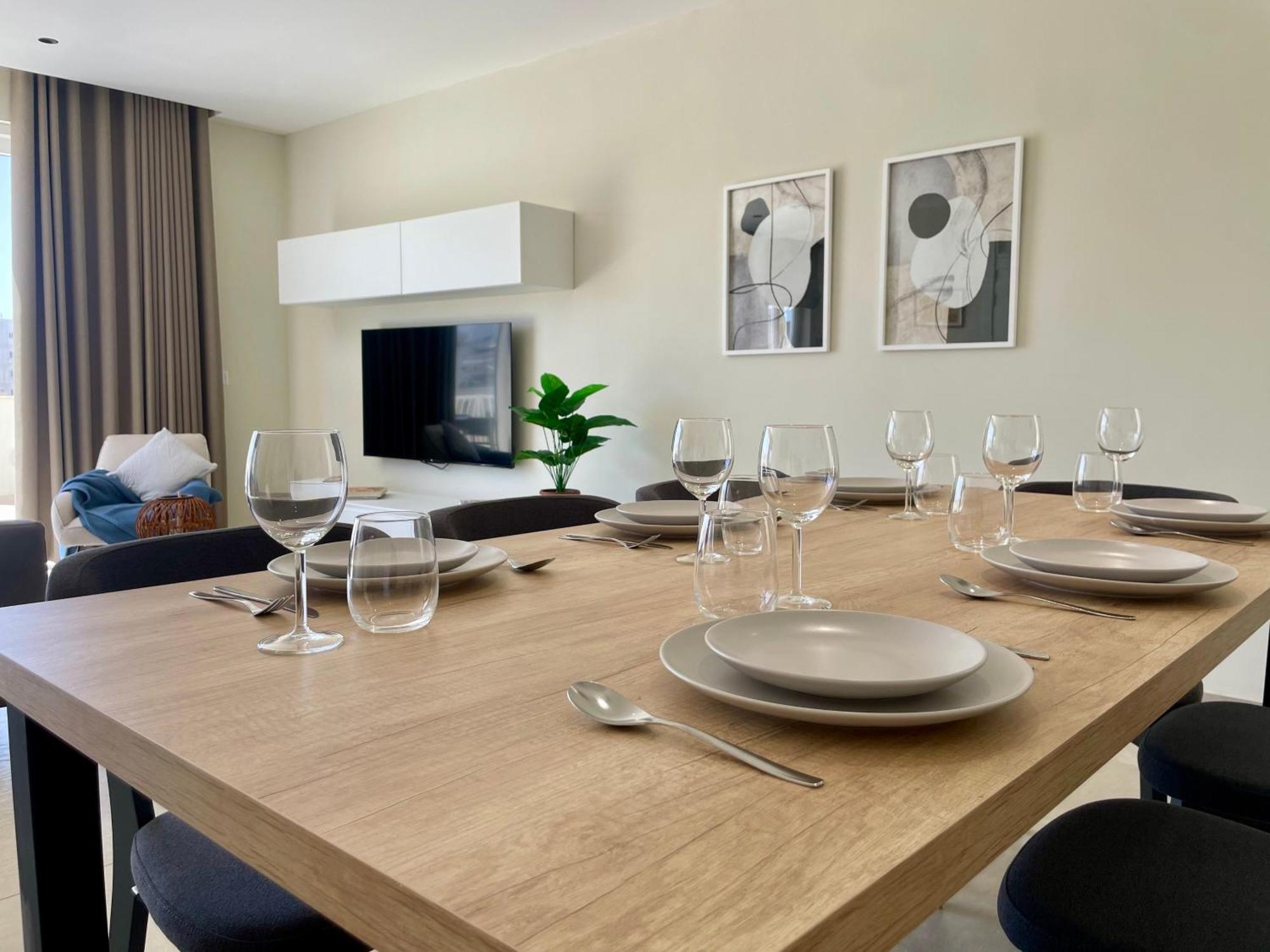 Bugibba Square Seafront Lux Apartments By Holi St. Paul's Bay Exterior foto