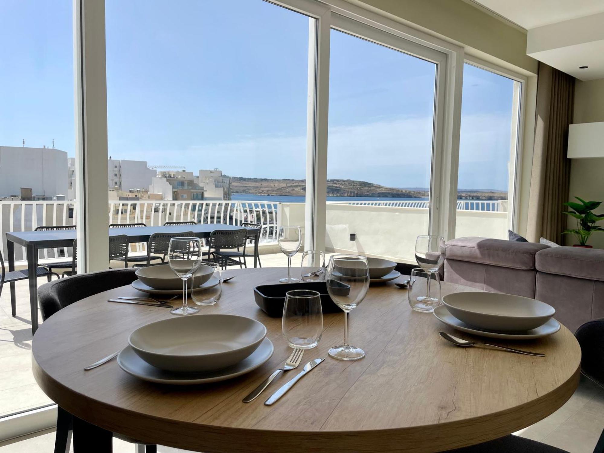 Bugibba Square Seafront Lux Apartments By Holi St. Paul's Bay Exterior foto